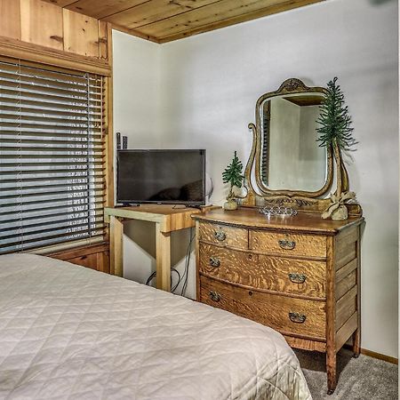 Cozy Bears Hideaway Cabin About 3 Mi To Shaver Lake! Экстерьер фото