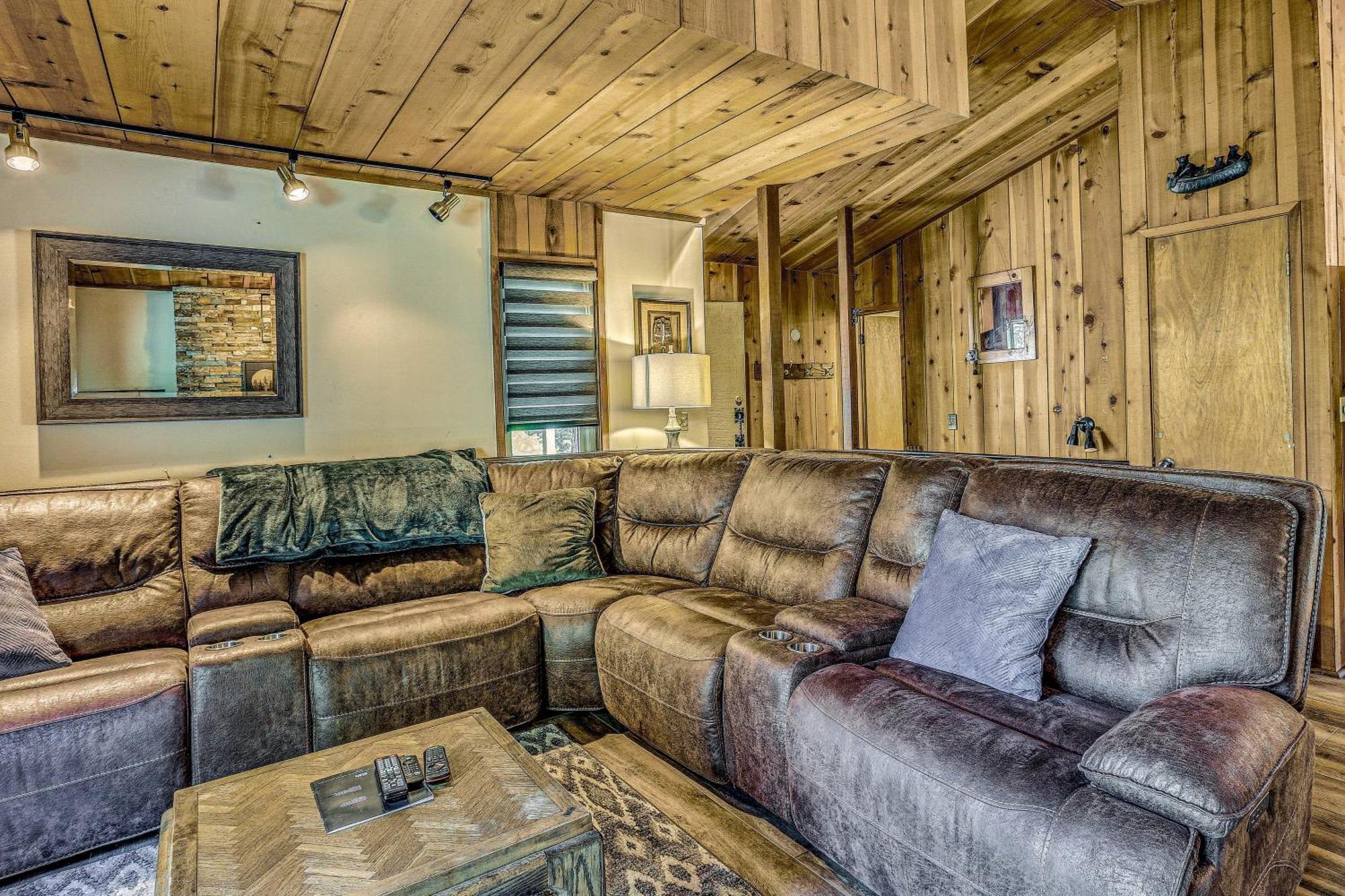 Cozy Bears Hideaway Cabin About 3 Mi To Shaver Lake! Экстерьер фото